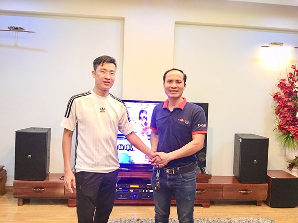 Dàn karaoke gia đình chuyên nghiệp của anh Hoàng tại Hải Phòng