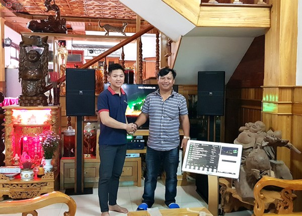 Dàn karaoke VIP của gia đình anh Sơn tại Đà Nẵng