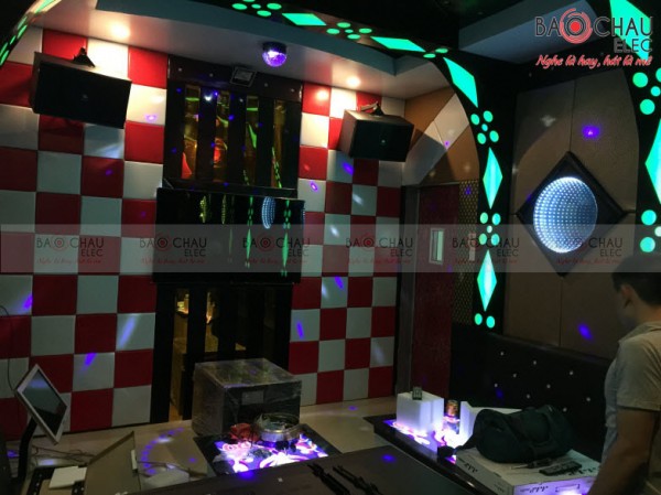 Lắp đặt 4 phòng hát karaoke cho quán karaoke Xanh Đỏ TP Cao Bằng