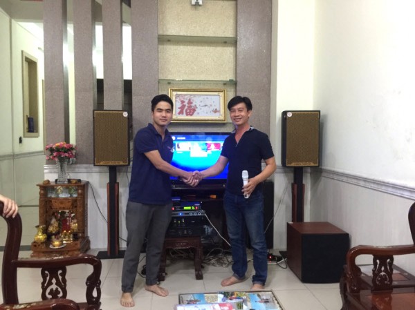 Lắp đặt dàn karaoke cao cấp cho gia đình anh Thuận ở Bình Dương