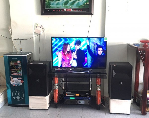 Bộ dàn karaoke JBL của gia đình anh Chuyên sống ở Bình Dương (JBL Ki82, PKM 6.5, BF K6, BBS B900)