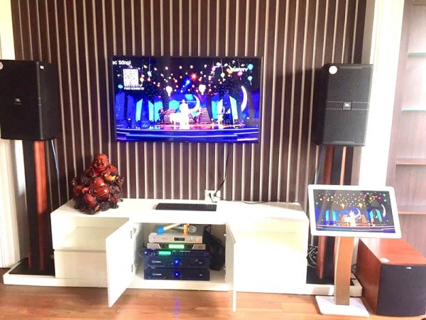 Dàn karaoke cao cấp của gia đình anh Duy ở TP. Bắc Ninh (JBL 4010, BIK 968, Jamo J10, Crown T3, BF k7, Plus 4TB)