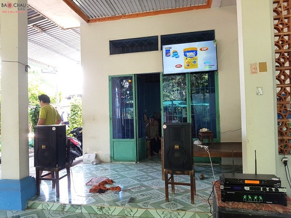 Bộ dàn karaoke BMB của gia đình anh Thịnh ở Quận 12 ( BMB 2012C, TX 650Q, KX 180, UGX12 Plus)