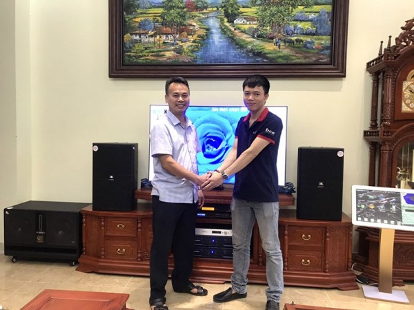 Bộ dàn karaoke JBL VIP của gia đình anh Tuấn ở Bắc Ninh ( KP 4012, BJ-W66 Plus, BCE 9200, Crown T7, Plus 4TB, UGX12 Plus)