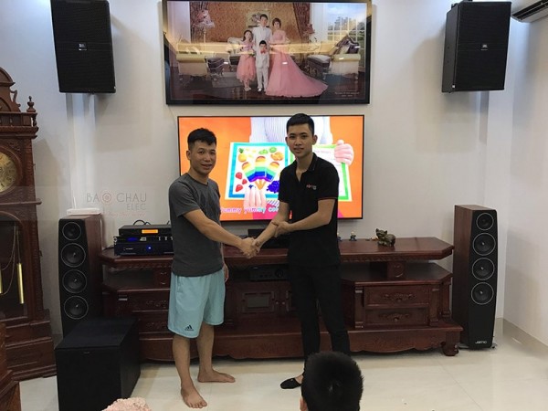 Bộ dàn karaoke JBL của gia đình chị Thu ở Kiến Hưng ( KP 4012, R120SW, KX180, Crown T7, UGX12)