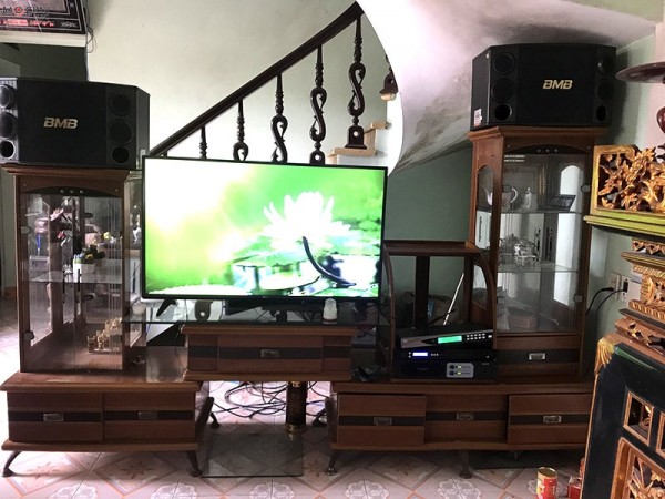 Dàn karaoke BMB của gia đình anh Tiến ở Thanh Trì, Hà Nội ( BMB 2000C, FX 9MK, SAE PKM 8.5, BCE U900 Plus )