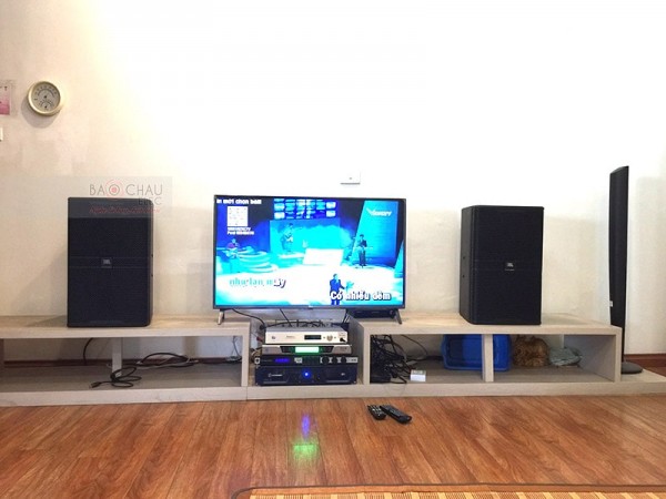 Dàn karaoke JBL trị giá 60 triệu của gia đình anh Nam ở chung cư An Sinh ( KP 4012, Crown T7, KX 180, UGX12, Plus 4TB)