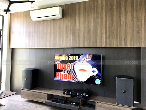 Bộ dàn karaoke của gia đình anh Thanh ở Quảng Xương, Thanh Hoá ( BMB 8012, BCE 8200, JBL kx 180, EU900MH)