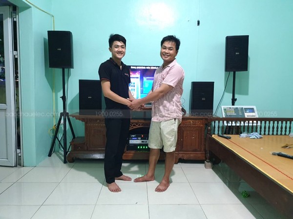 Dàn karaoke của gia đình anh Hà ở Đông Sơn, Thanh Hoá (Domus 6100, JBL KX 180, TX650Q)