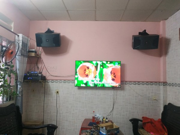 Bộ dàn karaoke JBL của gia đình chị Thắm ở Hóc Môn ( JBL Ki 310, JBL KX180, JBL X4)