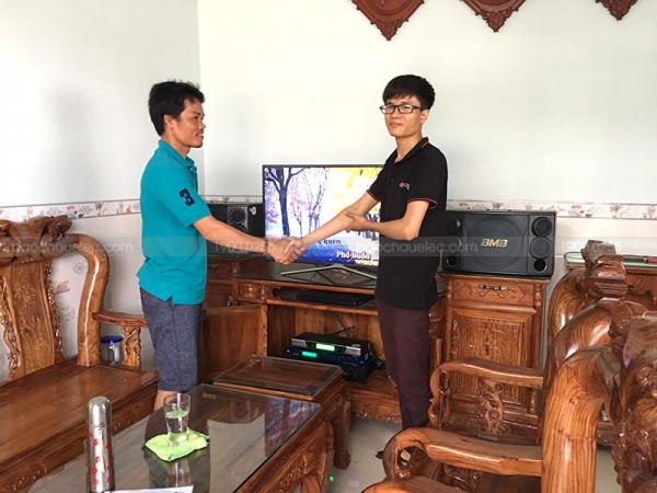 Dàn karaoke BMB của gia đình anh Hùng ở Trảng Dài, Đồng Nai (BMB 880C, SAE CT6000, BCE UGX12, BF K6)