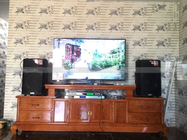 Dàn karaoke Alto cho gia đình anh Quỳnh ở Đông Sơn, Thanh Hoá ( Alto TX212, BKsound 9000, U900 Plus New)