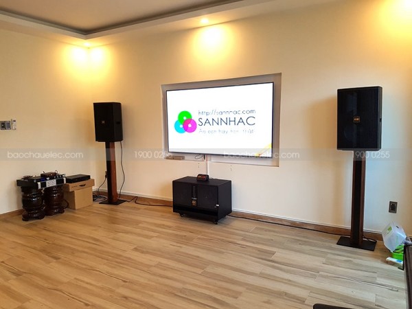 Dàn karaoke BMB cao cấp cho gia đình anh Phú ở Quận 7, HCM ( BMB 5000SE, Famous 7406, JBL KX180, BJ-W66 Plus)