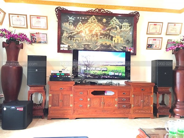 Dàn karaoke JBL của gia đình chị Lan ở Kiến An, Hải Phòng ( JBL 4015, Alto TS312, JBL KX180, BCE 9200)