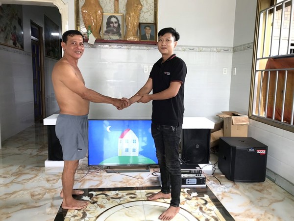Dàn karaoke của gia đình anh Thượng ở Trảng Bom, Đồng Nai ( BFAudio CT-12, Alto TS312, Famous 3206, DSP9000, U900 Plus X)