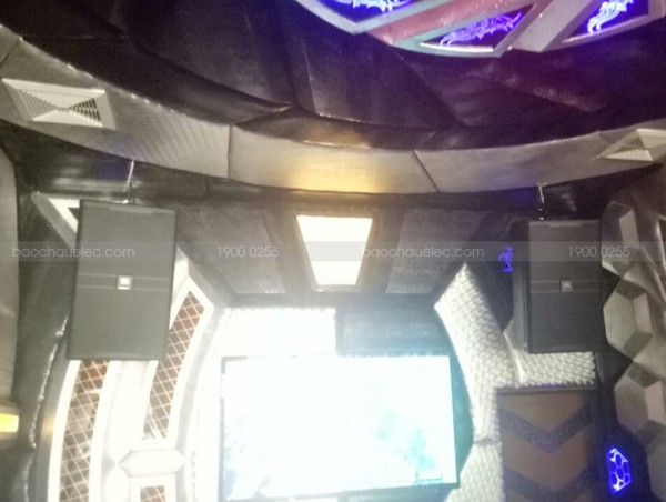 Nâng cấp dàn kinh doanh cho quán karaoke( JBL KP4012, JBL KX180, Famous 7406, BCE VIP3000, Plus 4TB)