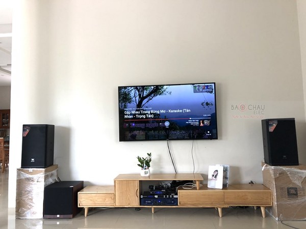 Lắp đặt dàn karaoke JBL cho gia đình anh Kiên ở Phú Thọ (JBL MTS12, JBL A120P, JBL KX180, Crown T7, JBL VM300)
