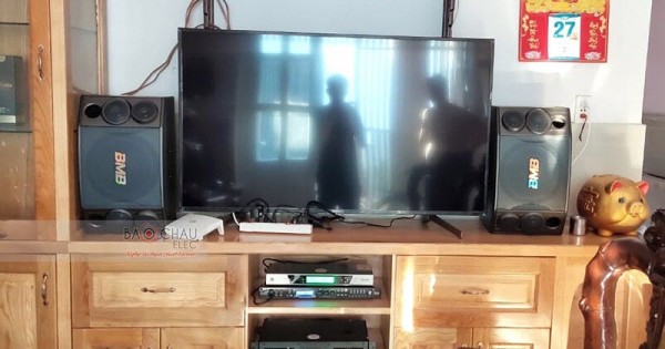 Dàn karaoke BMB cho gia đình anh Thái ở Quận 9 (BMB 880SE, SAE CT6000, DP9200 Bluetooth, UGX12 Luxury)