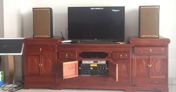 Dàn karaoke cao cấp cho gia đình cô Hoa ở Hà Đông (Ktwo 10, Lexpro PXM5, JBL KX180, UGX12 Gold, Plus 4TB, 22 inch)