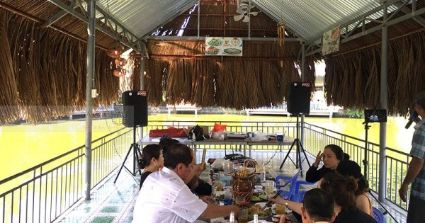 Lắp đặt dàn karaoke di động cho anh Nguyễn ở Biên Hòa (TS315, BCE 9200+ Bluetooth, JBL VM300)