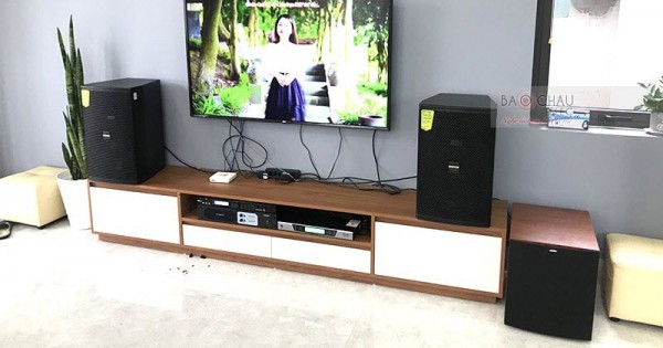 Dàn karaoke Domus của gia đình anh Chính ở Hoằng Hóa, Thanh Hóa (Domus DP6100, Bksound DP-3500, U900 PlusX, Plus 4TB, 22 inch)