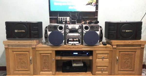 Dàn karaoke BIK của gia đình anh Dưỡng ở Đà Nẵng (BIK BS-998NV, BKsound DP6000)