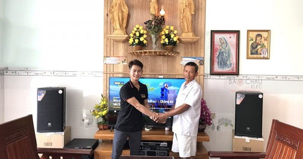 Dàn karaoke JBL của gia đình anh Tạo ở Bà Rịa Vũng Tàu (JBL MTS12, Paramax 2000, SAE Lexpro PXM7, DMX-DK6000 Pro, BCE UGX12)
