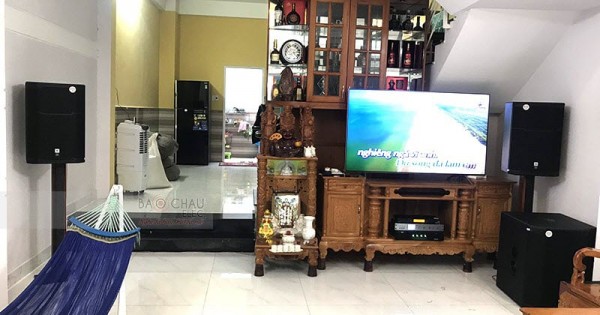Dàn karaoke gia đình anh Vũ ở Quận 7, Hồ Chí Minh (PRX 415M, PRX418S, SAE TX800Q, AAP K9800, UGX12 Plus Luxury)