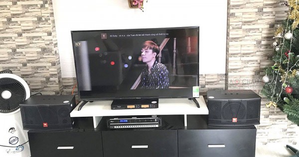 Dàn karaoke gia đình anh Tuấn ở Thống Nhất, Đồng Nai (JBL CV1852T, Bksound 3500, BCE U900)