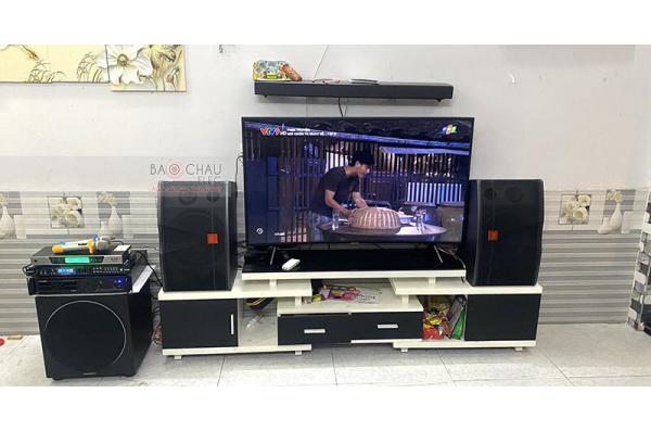 Dàn karaoke gia đình anh Chiến ở Quận 12 (CV1252T, Paramax 1000, BIK VM620A, DMX-DK 6000 Pro, UGX12)