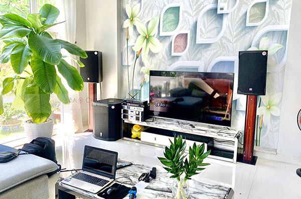 Dàn karaoke VIP gia đình anh Hải ở Nha Trang (EMax 3112, PRX418S, Famous 7208, AAP K9800, JBL VM300)