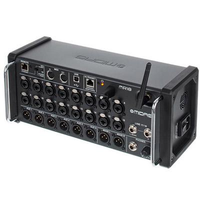 Bàn mixer Midas MR 18 Flyht Case Bundle