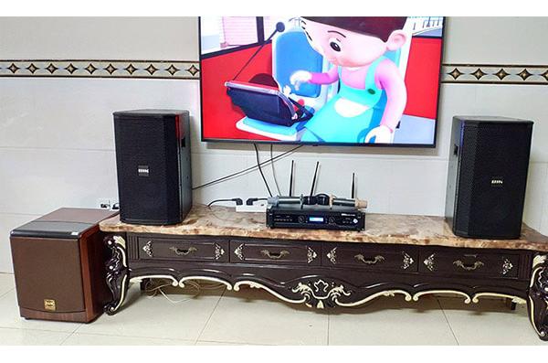 Bộ dàn karaoke của gia đình anh Sự ở Quận 12 (BIK BSP 410, BW 604 No8, Bksound DP6000)