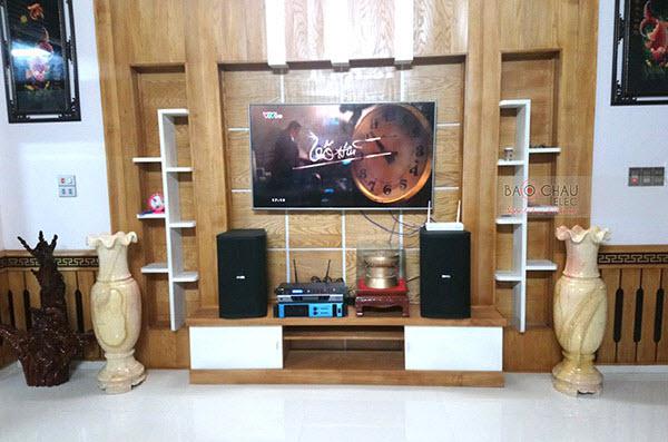 Dàn karaoke gia đình anh Tình ở Phú Sơn, Thanh Hóa (BIK BSP 410, Famousound 3206, BIK BPR-6000, BCE UGX12)