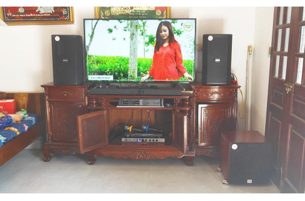 Dàn karaoke gia đình anh Quyết tại Hoài Đức – HN (BIK BSP410, BIK VM420A, KX-6, SW-512C, U900 PlusX)