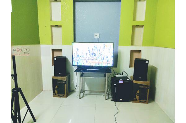 Lắp đặt dàn karaoke gia đình cô Hiền tại Bình Phước (RCF EMAX 3110, BKSound DKA8500, SW512B)