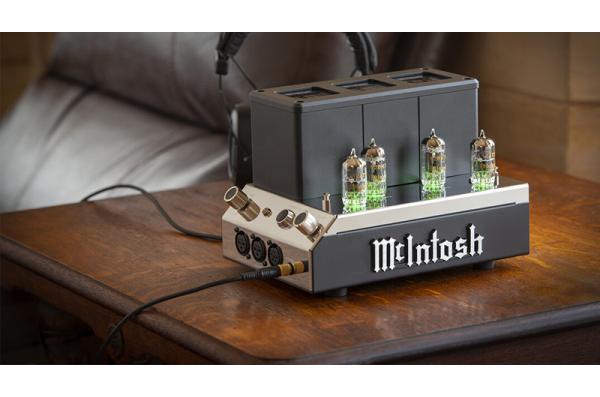 McIntosh ra mắt Headamp đèn MHA200