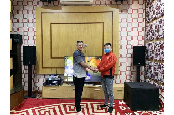 Lắp đặt dàn karaoke gia đình anh Dũng tại Hà Nội (RCF CMAX 4112, Alto MP3350, K9800 New, JBL 618S,.)