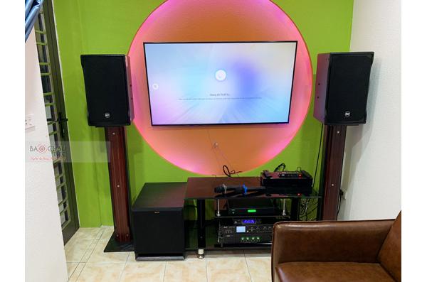 Lắp đặt dàn karaoke gia đình anh Vinh tại Hà Nội (RCF EMAX 3112, TX800Q, K9800 New, SPL120, VM300)