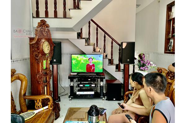 Lắp đặt dàn karaoke gia đình anh Lực tại TP HCM (JBL MTS12, VM820A, K9800New, SW612, UGX12)