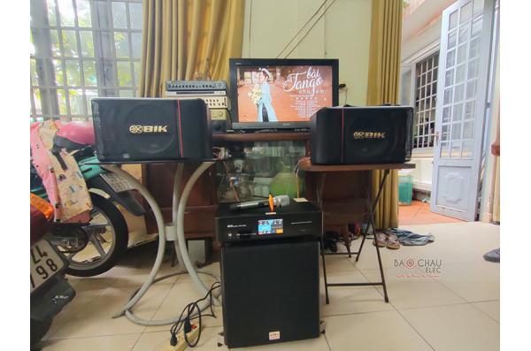 Lắp đặt dàn karaoke gia đình chị Phương tại TP HCM (BIK BJ-S886II, BKSound DKA6500, BKSound SW512B)