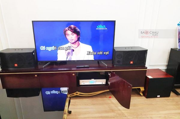 Lắp đặt dàn karaoke gia đình chị Nhung tại Hà Nội (JBL CV1052T, BKSound DKA 6500, SW312-C)