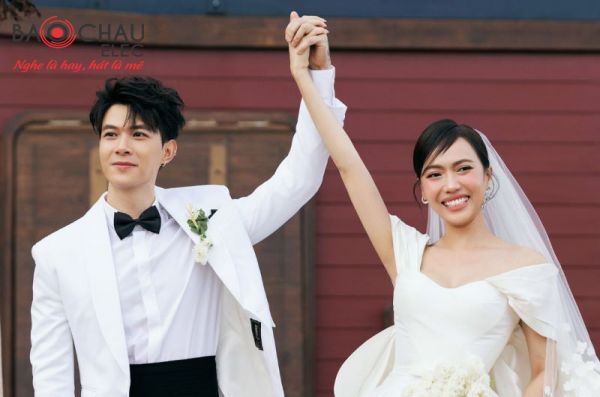 Lời bài hát Bài Này Không Để Đi Diễn - Anh Tú. Bản Chuẩn