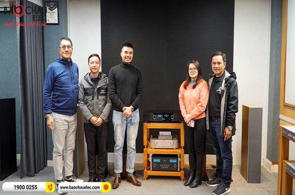 Đại diện hãng McInTosh Châu Á tới showroom Bảo Châu Elec