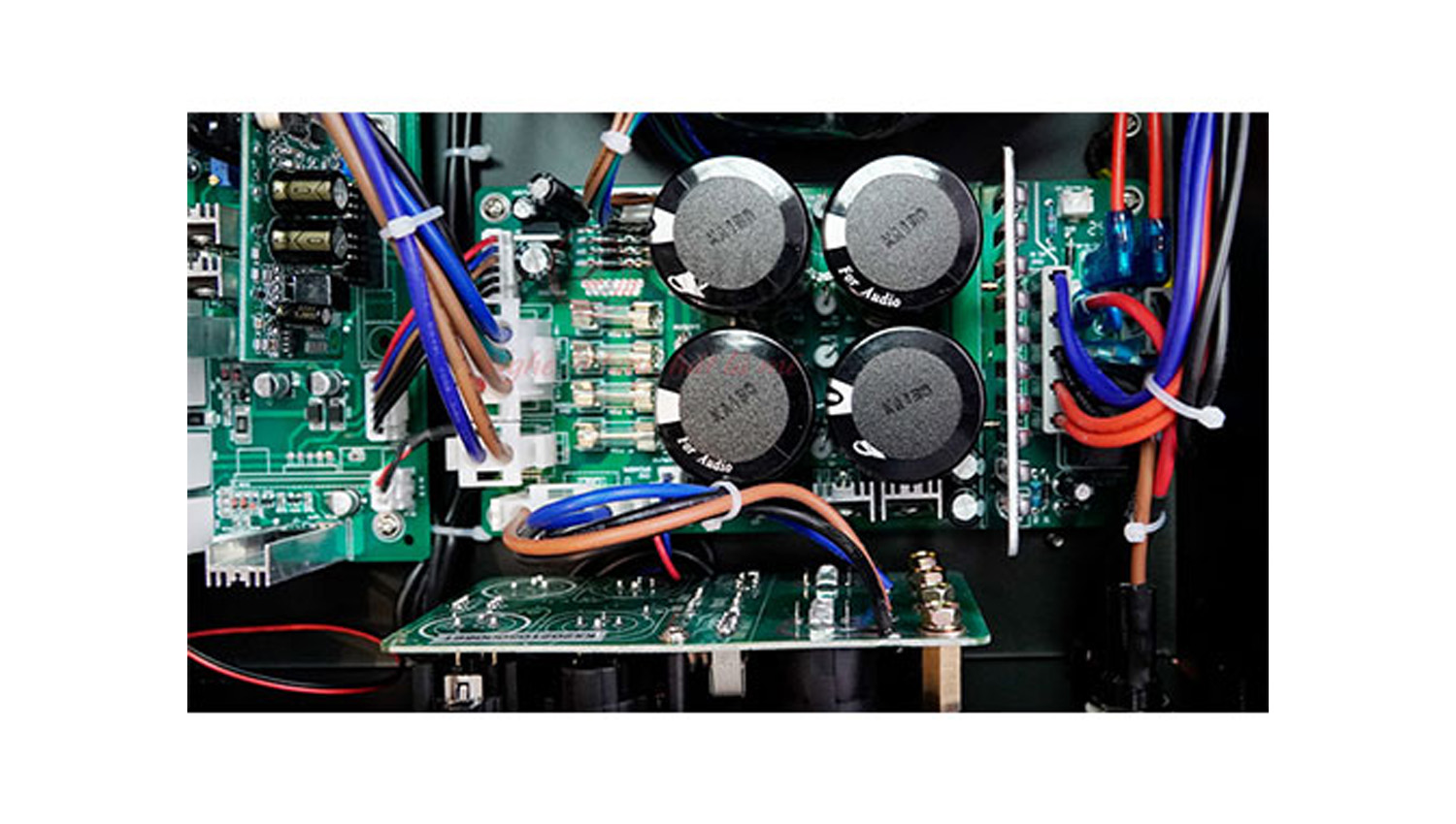 Cục đẩy công suất Lenovo KX850 (900W)