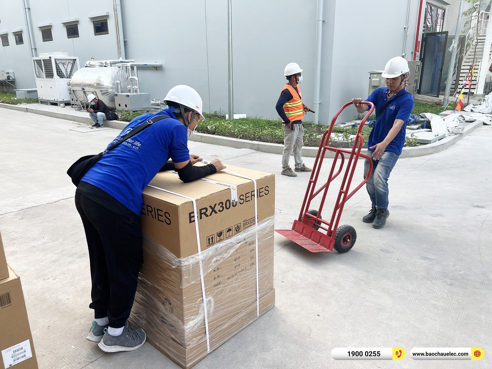 Lắp đặt hệ thống âm thanh Line Array JBL trị giá hơn 1 tỷ cho Tập đoàn giày da tại HCM