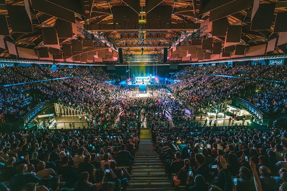 Lắp đặt cấu h&igrave;nh &acirc;m thanh dBTechnologies cho nh&agrave; thi đấu Unipol Arena tại &Yacute;
