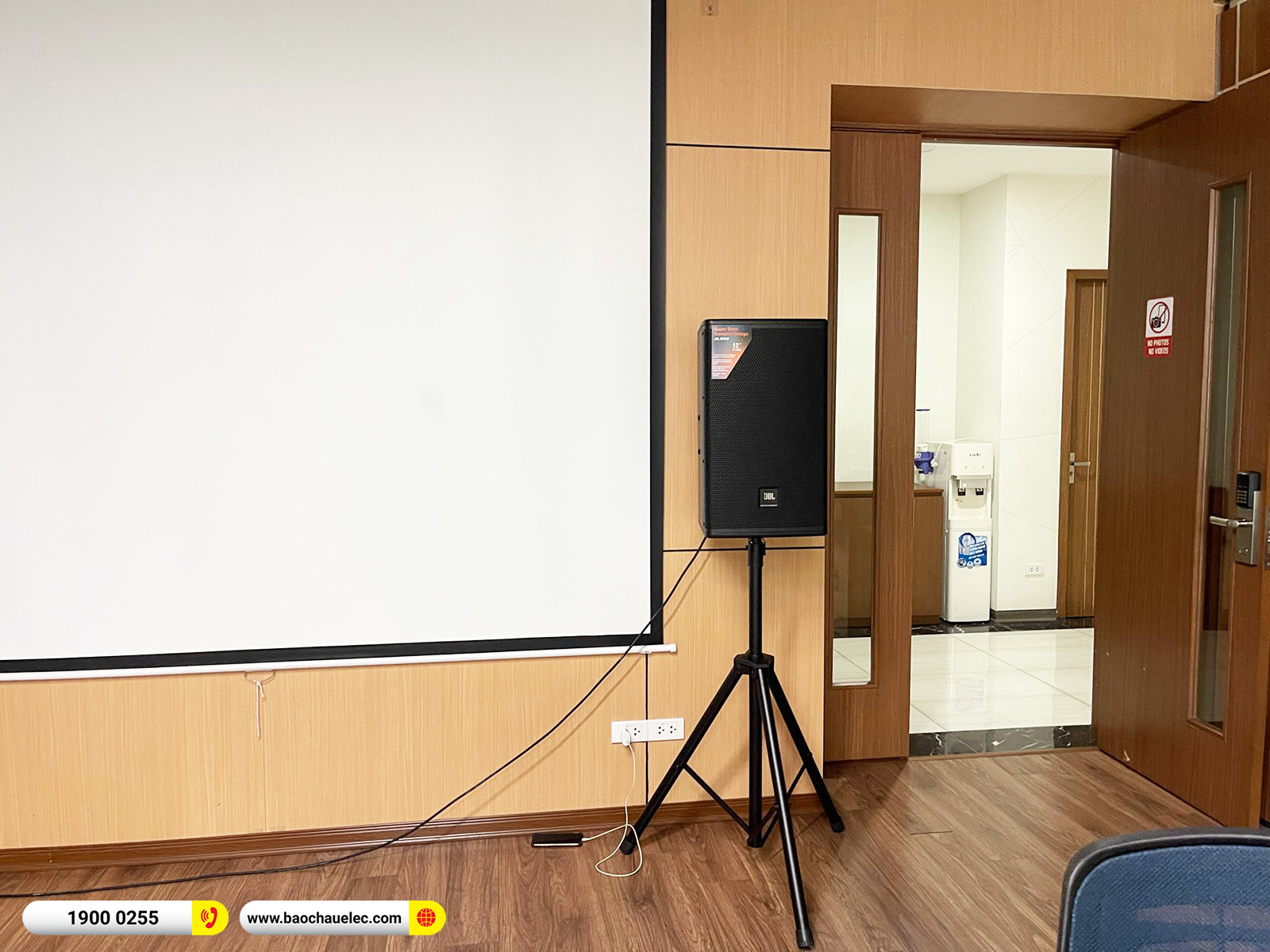 Lắp đặt d&agrave;n &acirc;m thanh hội trường JBL cho T&ograve;a Handiresco Complex tại H&agrave; Nội