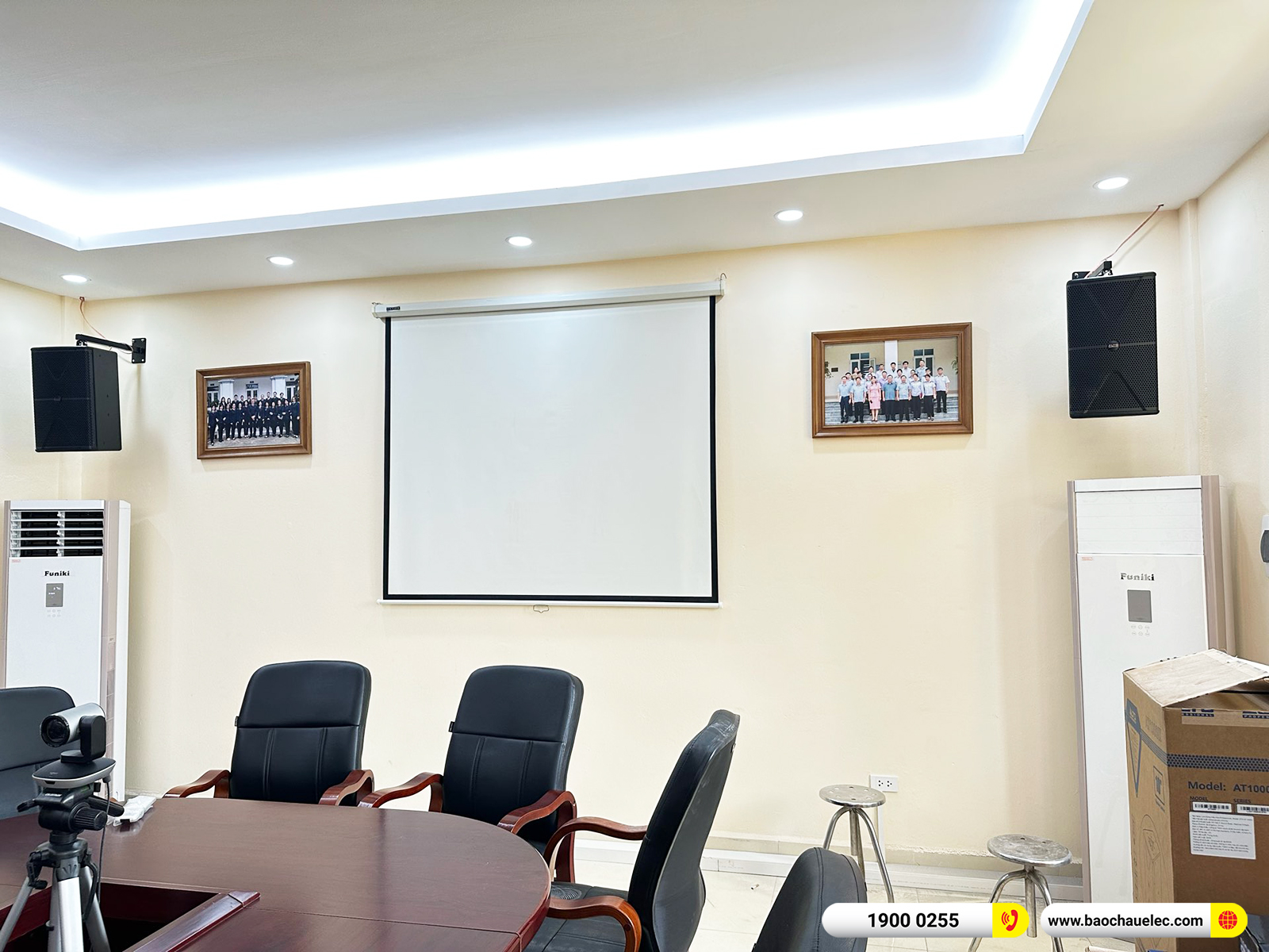 Lắp đặt d&agrave;n &acirc;m thanh hội trường Alto cho c&ocirc;ng ty tại H&agrave; Nội (Alto AT2000II, CA-J602, X6 Luxury, BJ-U200, X26A) 