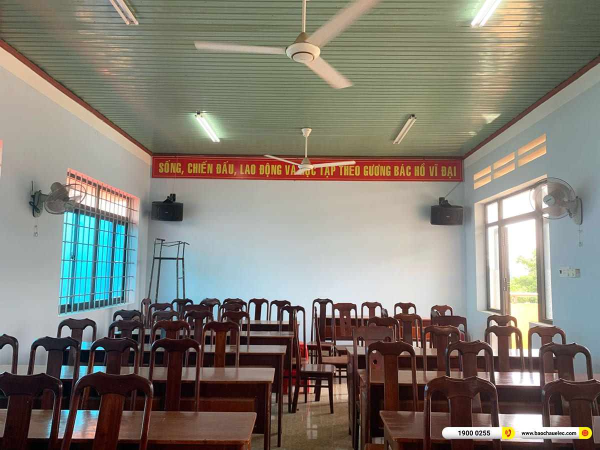 Lắp đặt d&agrave;n &acirc;m thanh hội trường Denon cho trường THPT Nguyễn Tr&atilde;i ở Đăk Lăk